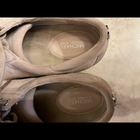 Michael Kors suede sneakers - Picture 3 of 5